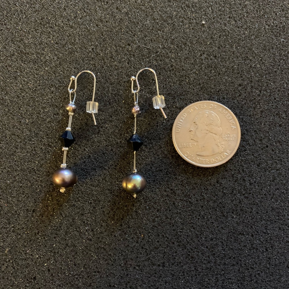 Lia Sophia Earrings Gray Black Silver - Picture 2 of 2